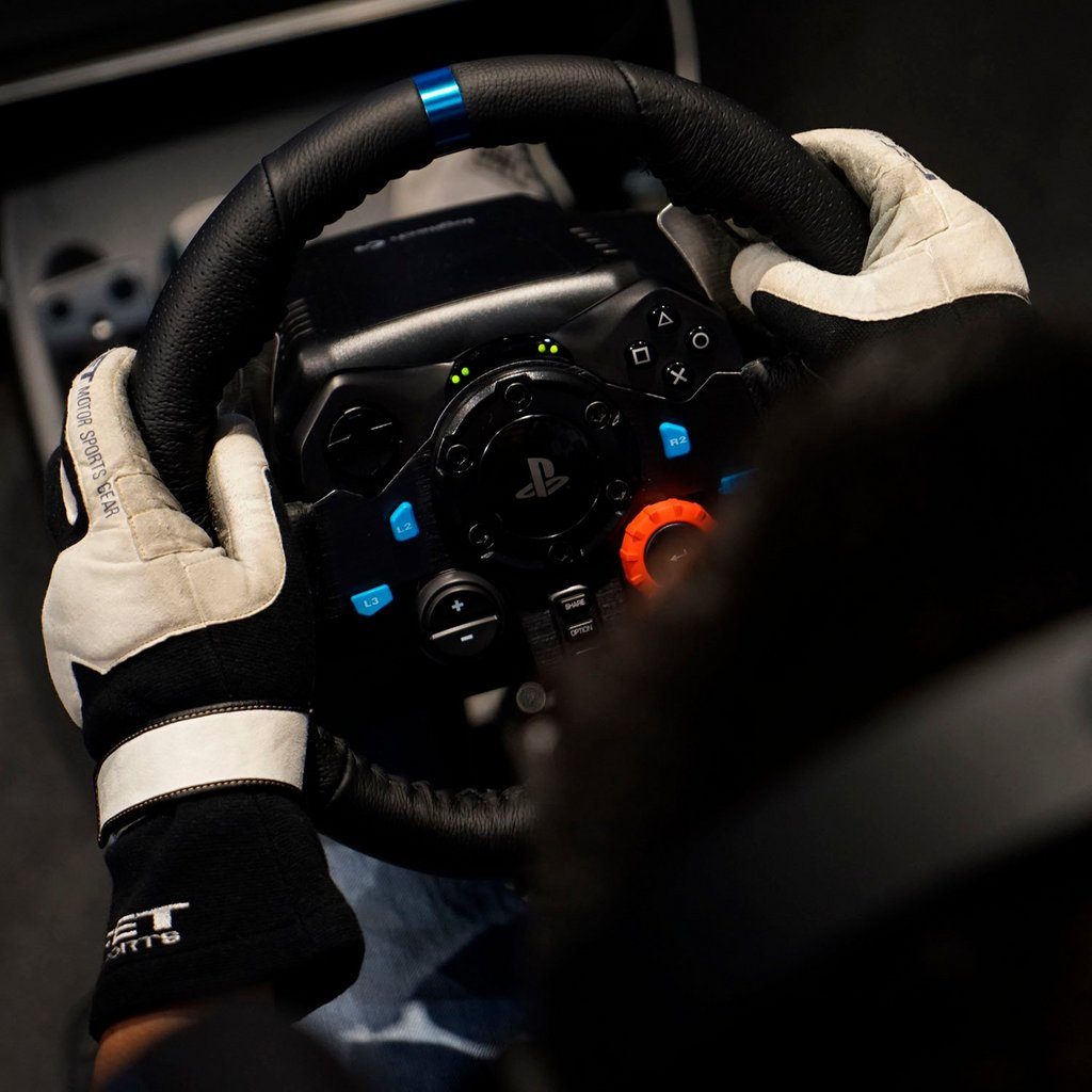 logitech-g29-driving-force-lenkrad-1.jpg